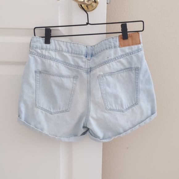 Shorts - Picture 2 of 2